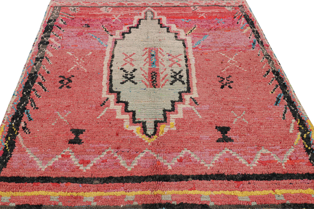 Taupe Medallion on Pink - Moroccan Shag Area Rug