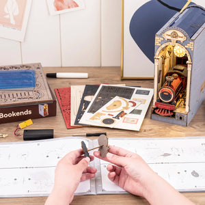 Back To The Future III (Jules Verne Time Train) Station Scene  - DIY Book Nook Kit
