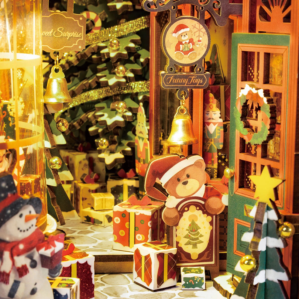 Christmas Street Scene - DIY Book Nook Kit