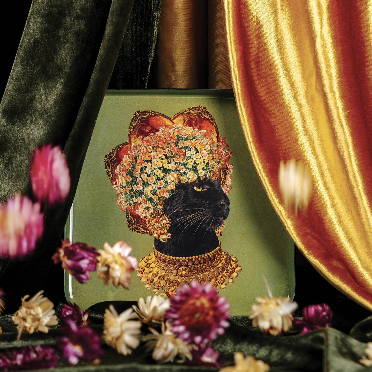 Baghera Square Metal Tray