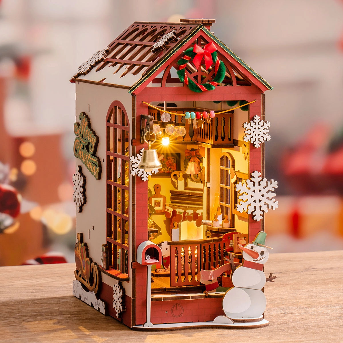 Christmas Street Scene - DIY Book Nook Kit