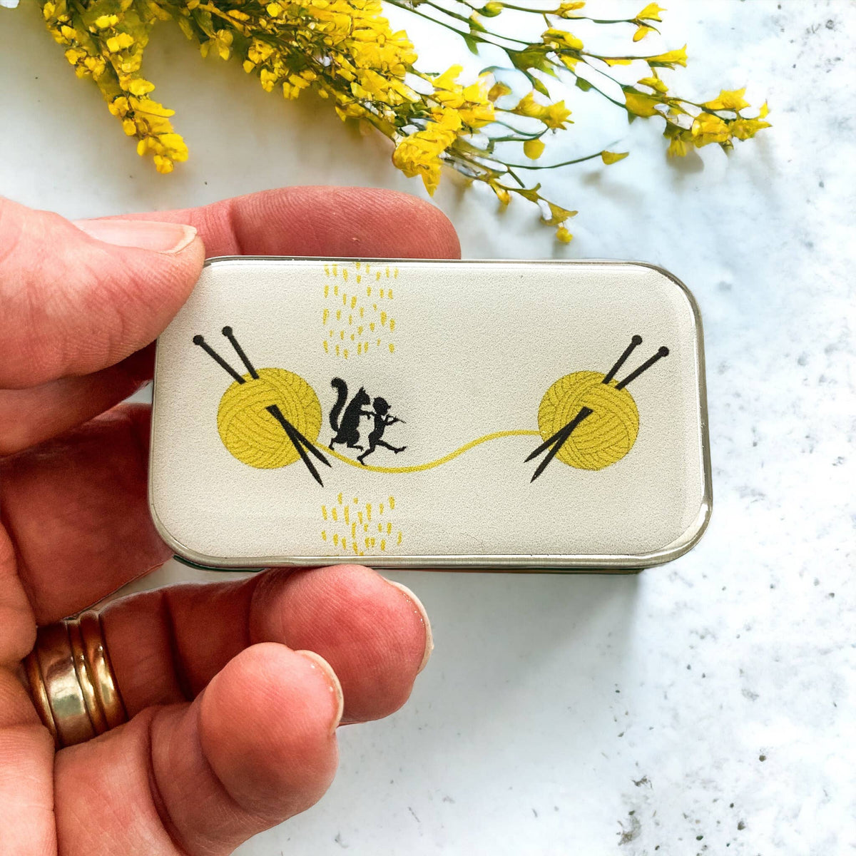 Yarn Ball stitch marker tin