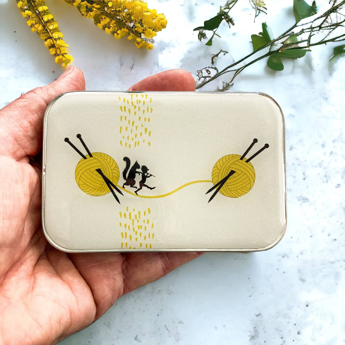 Yarn Ball stitch marker tin