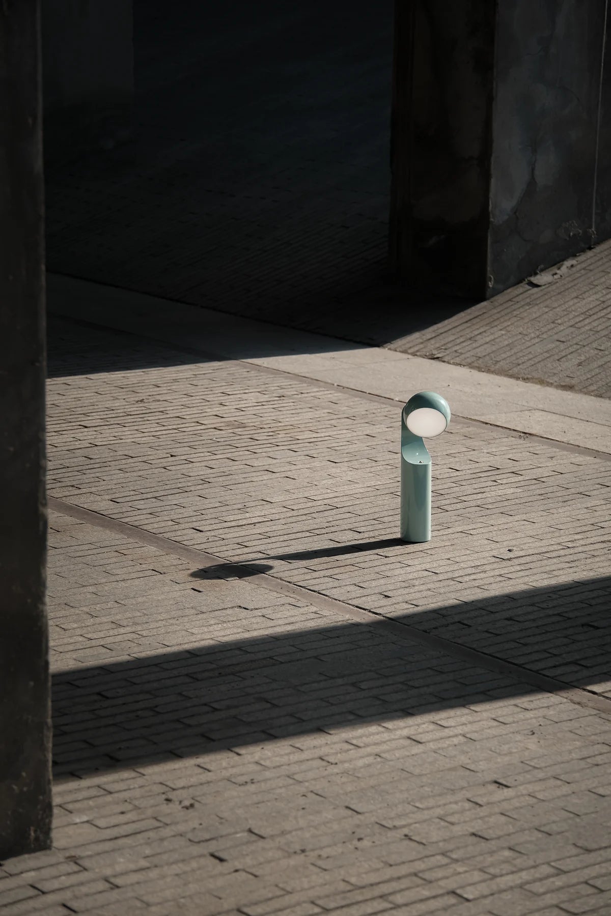 'Mono' Portable Reading Lamp (Solid Colour)