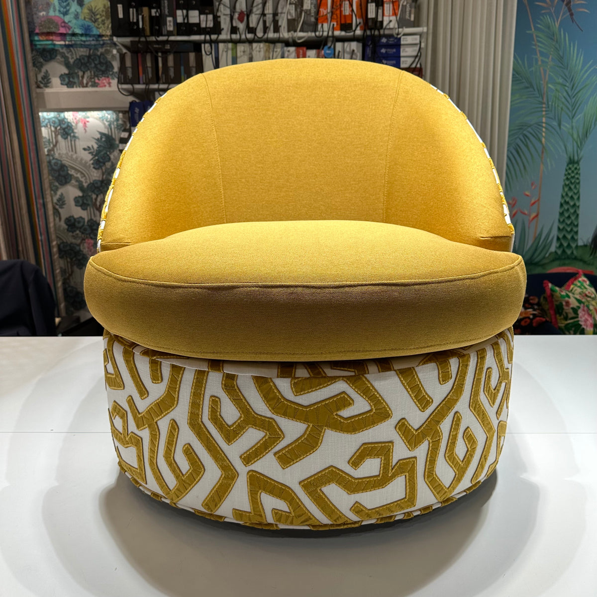 Ryder Swivel - Ochre Mazes