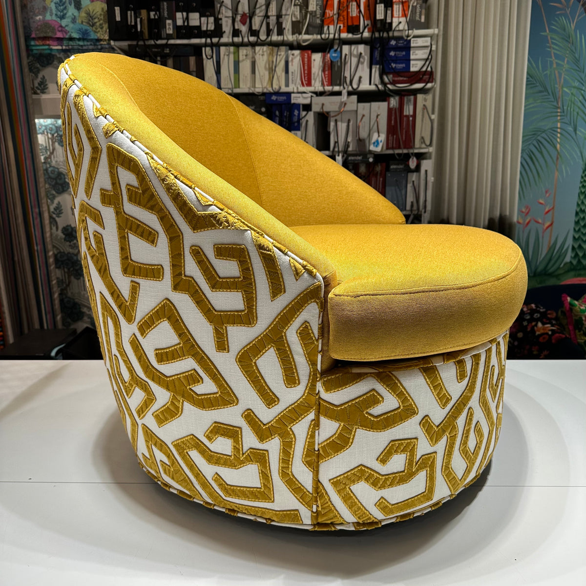 Ryder Swivel - Ochre Mazes