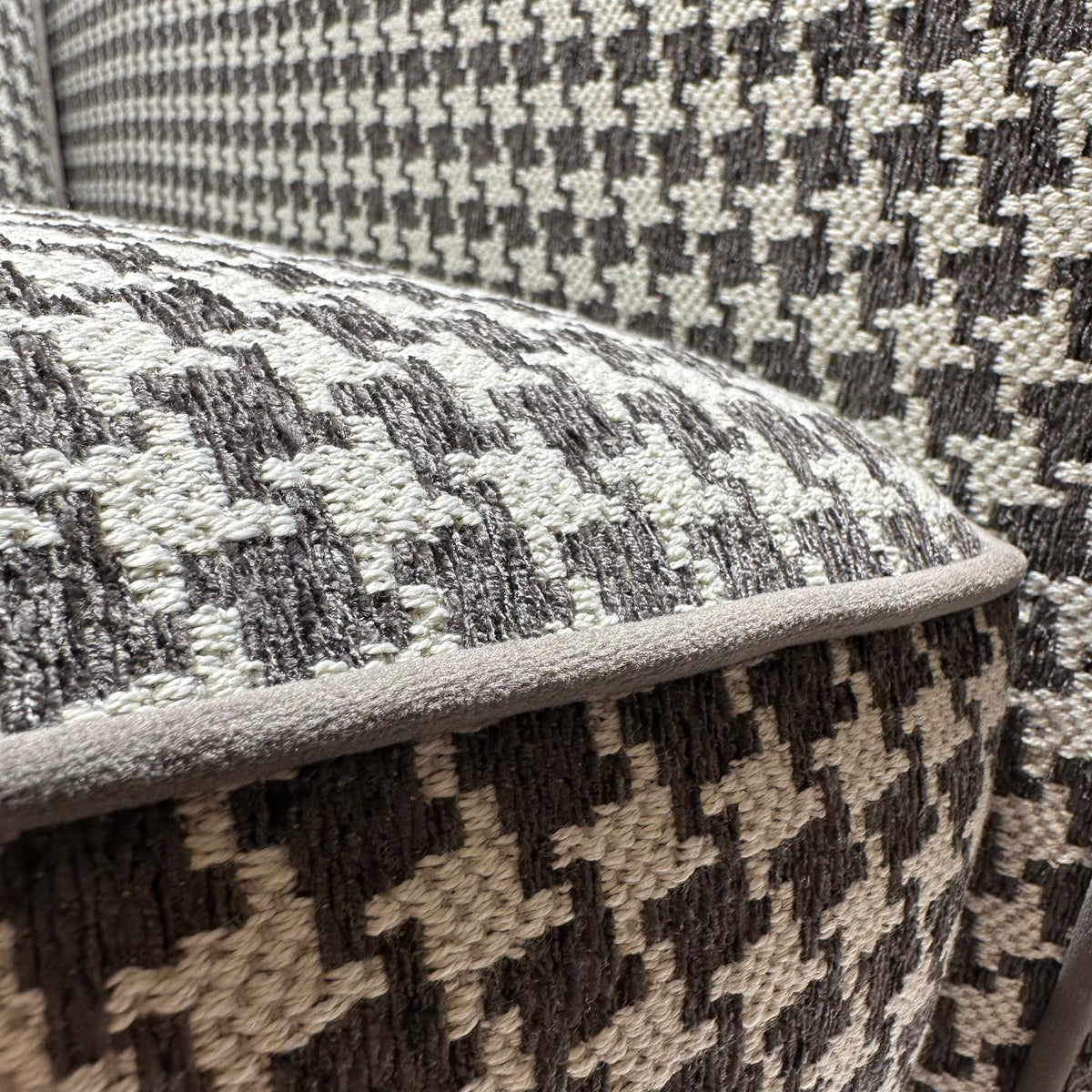 Eddie Motorized Recliner