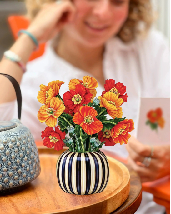 Mini French Poppy Blossom Pop-Up Bouquet