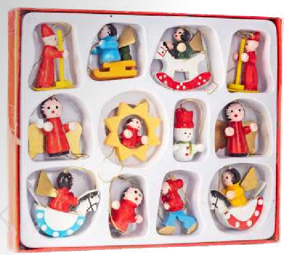 12 Vintage Wooden Ornaments Mix