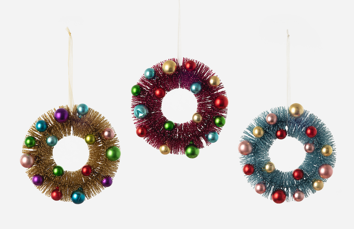 Shiny Ball Wreath Ornament