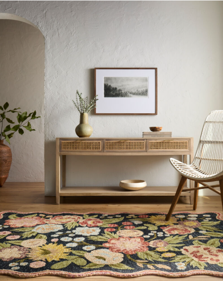 Fairfax Garden Rug (in 2 Colours) Scalloped Edges