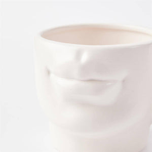 Lip Cup