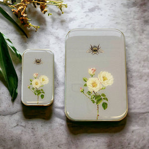 Bee and Rose stitch marker tin: Small