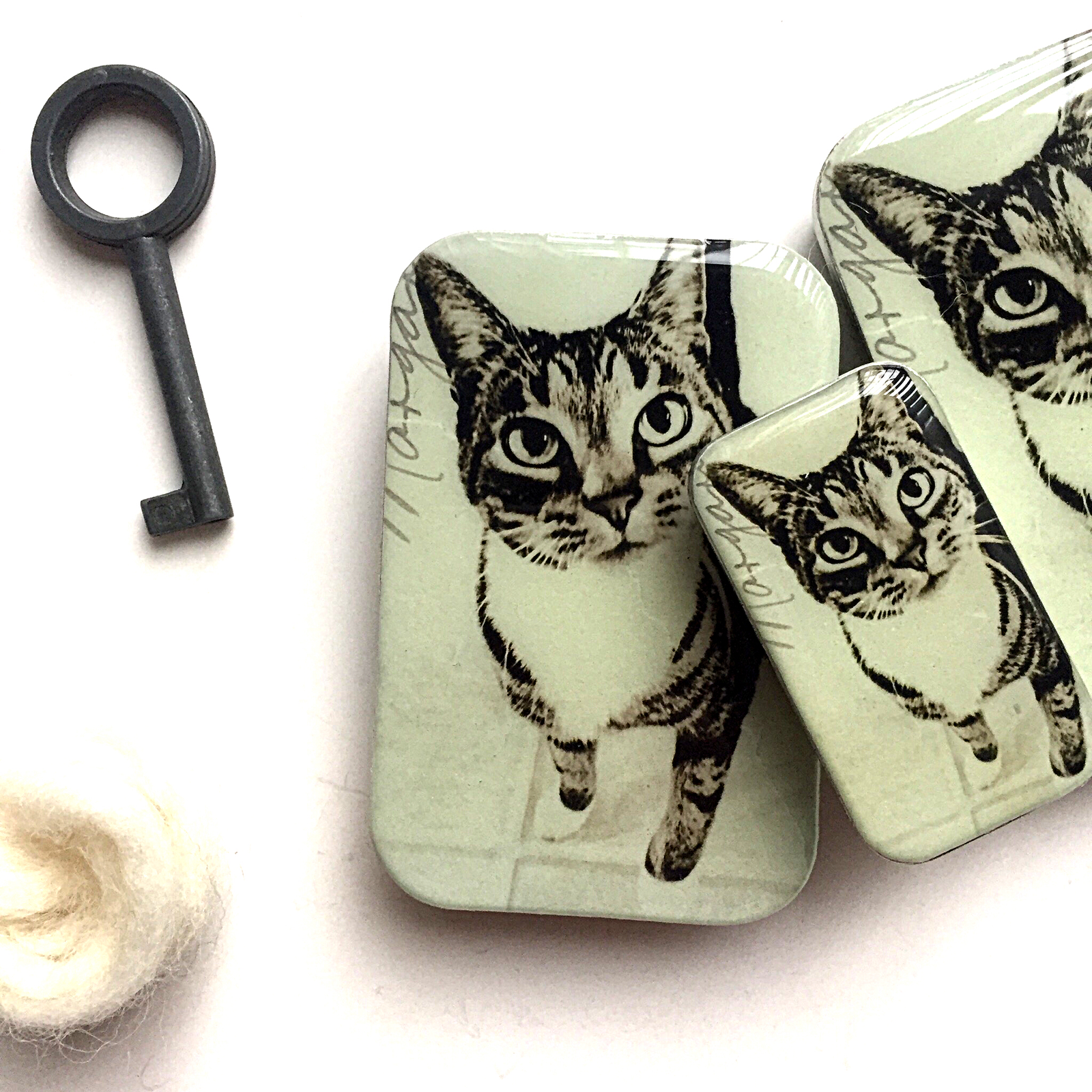 Cat Tin, Knitting Notions Tin