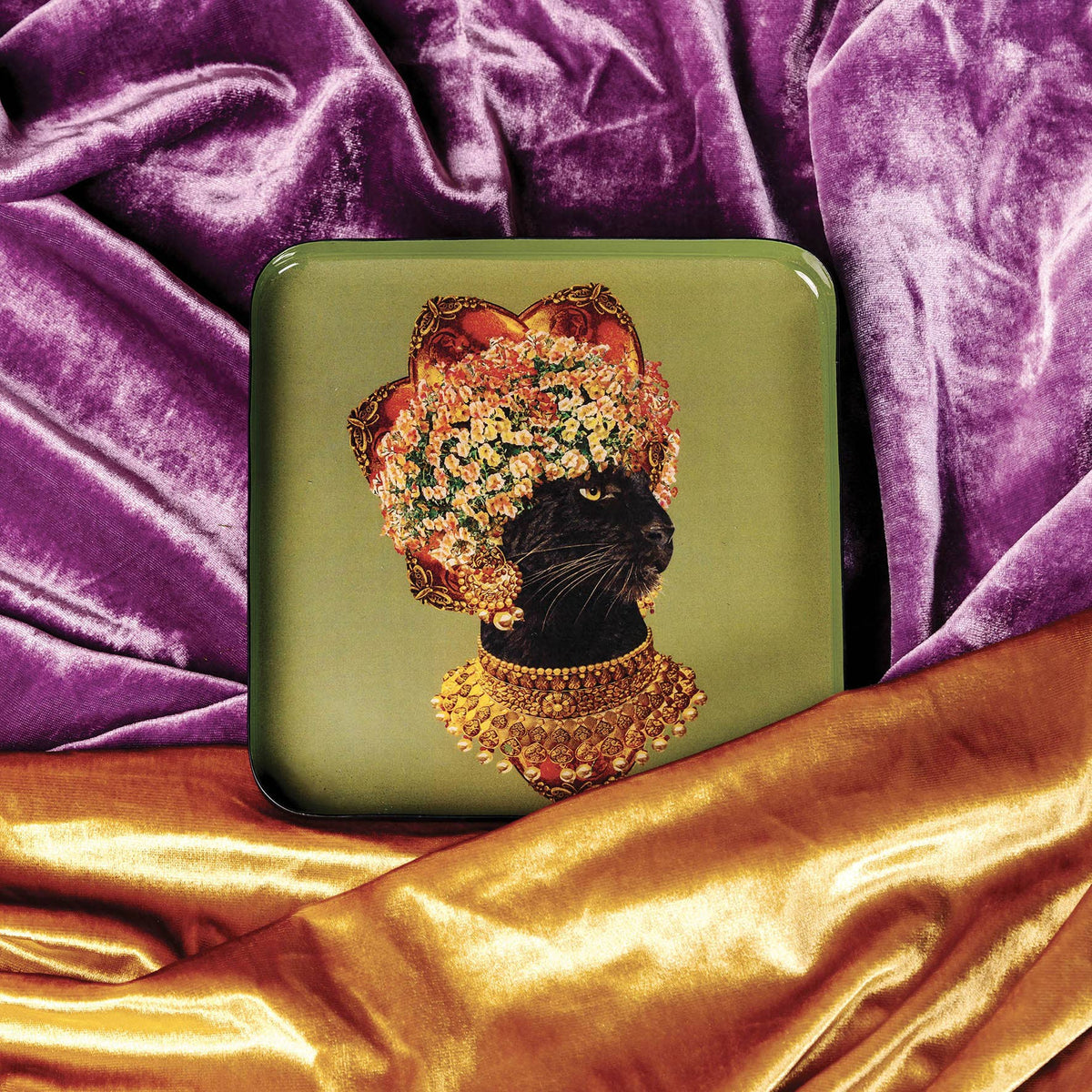 Baghera Square Metal Tray