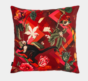 Flor Kahlo - Muzaluci Velvet Pillow