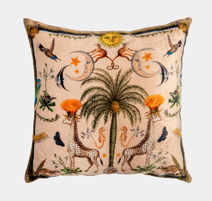 Circus - Muzaluci Velvet Pillow