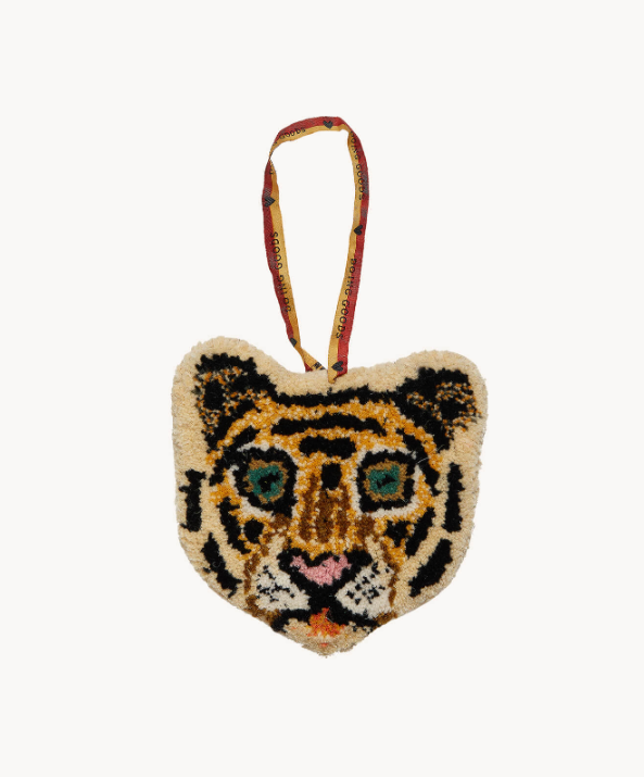 tiger wall art wool