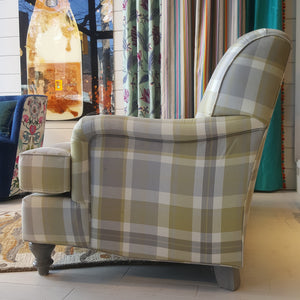 Mercer Loveseat