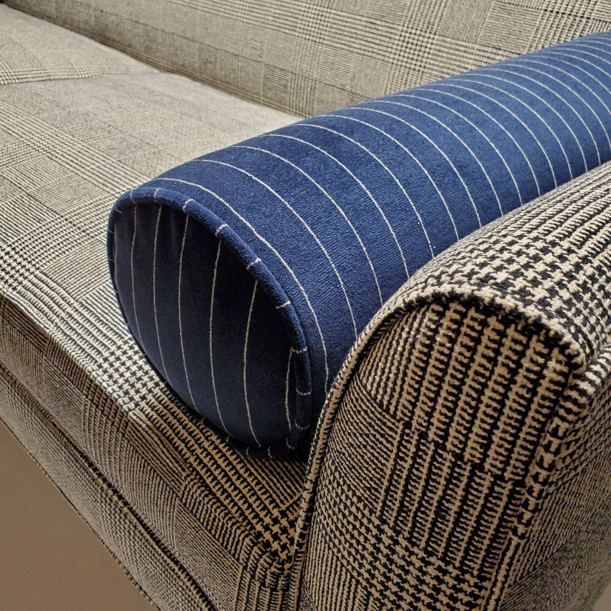 bolster cushion on prince of whales