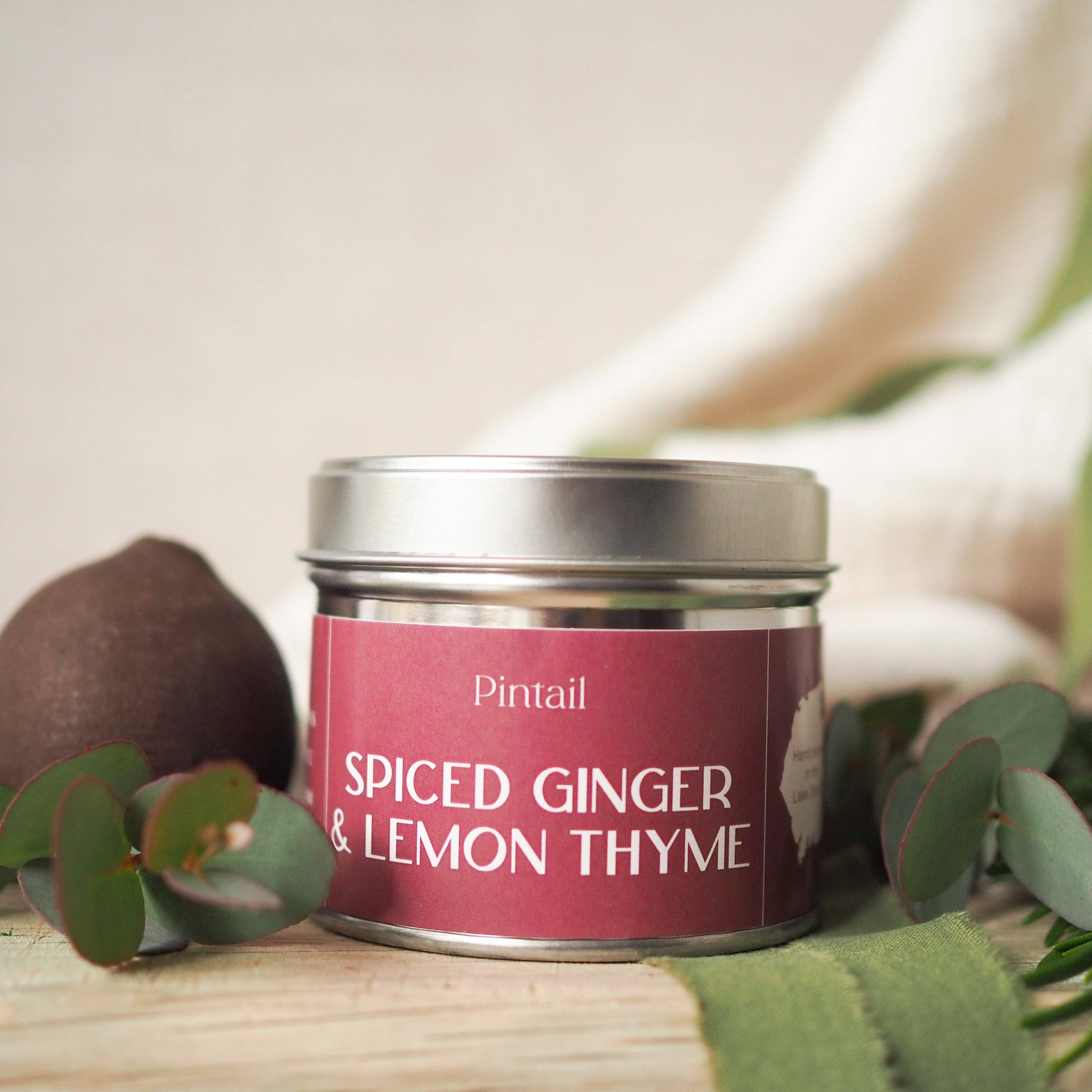 Spiced Ginger and Lemon Thyme Classic Tin Candles | Gifts